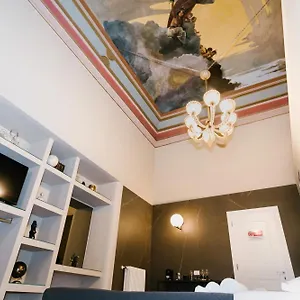  Guest house Duomo Housing Le Italy